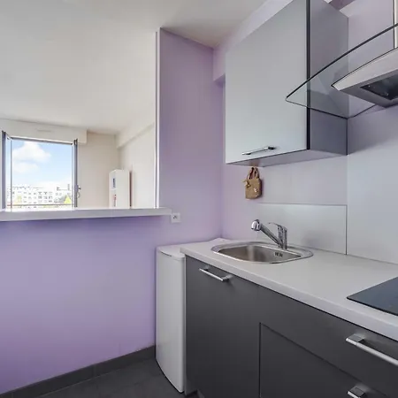 Spacious 2p - Near La Defense بيت للعطل
