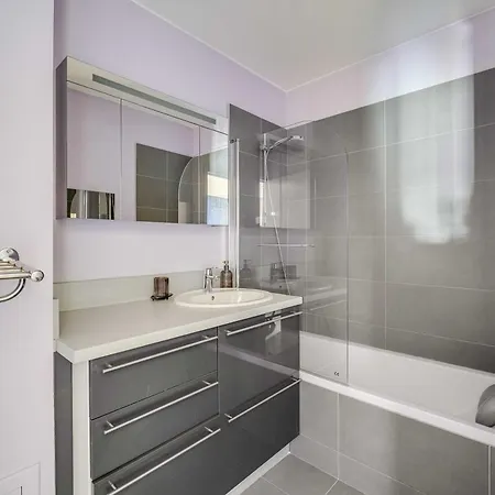 Spacious 2p - Near La Defense بيت للعطل كوربوفوا